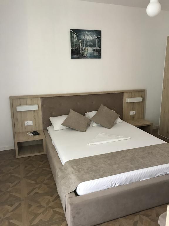 Accomodation Stanaj Ulcinj Esterno foto