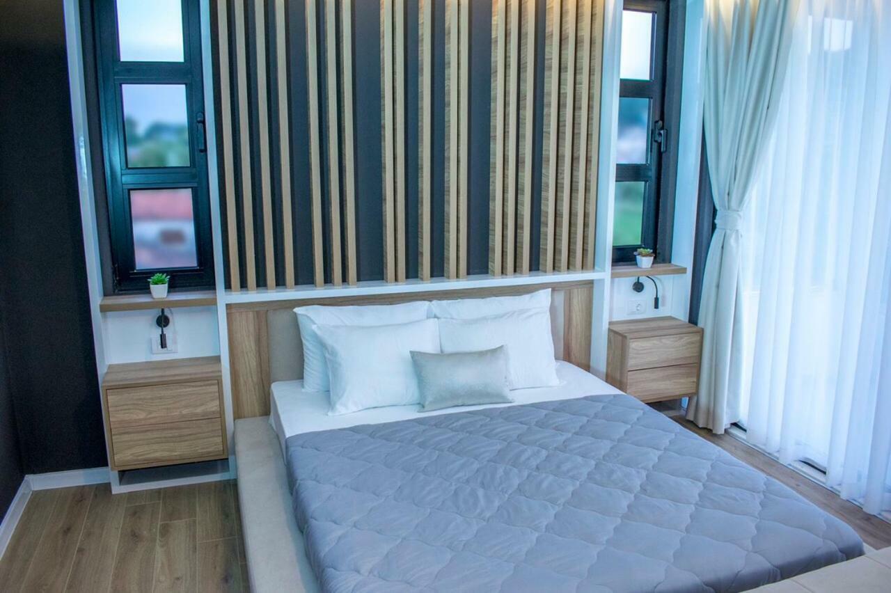 Accomodation Stanaj Ulcinj Esterno foto